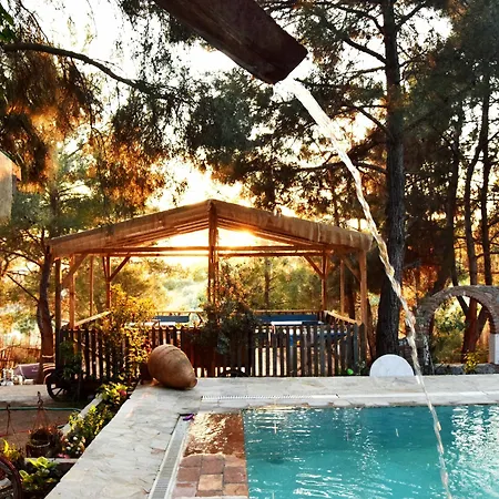 ホテル Kayserkaya & Sirince