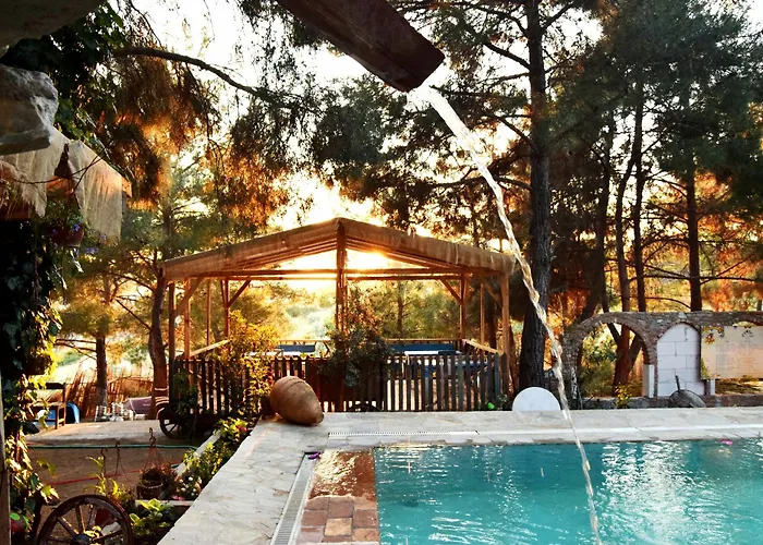 ホテル Kayserkaya & Sirince